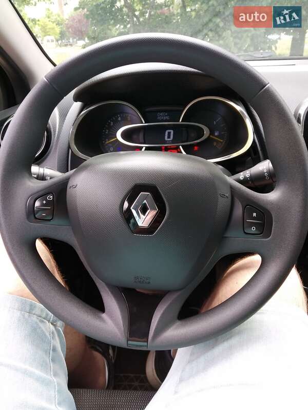 Хэтчбек Renault Clio 2013 в Львове