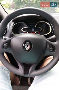 Хэтчбек Renault Clio 2013 в 