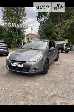 Хэтчбек Renault Clio 2010 в Львове