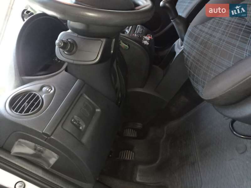 Универсал Renault Clio 2009 в Львове