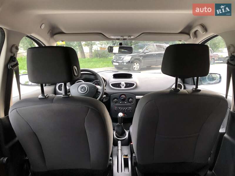 Универсал Renault Clio 2009 в Дубно фото 46 Универсал Renault Clio 2009 в Дубно