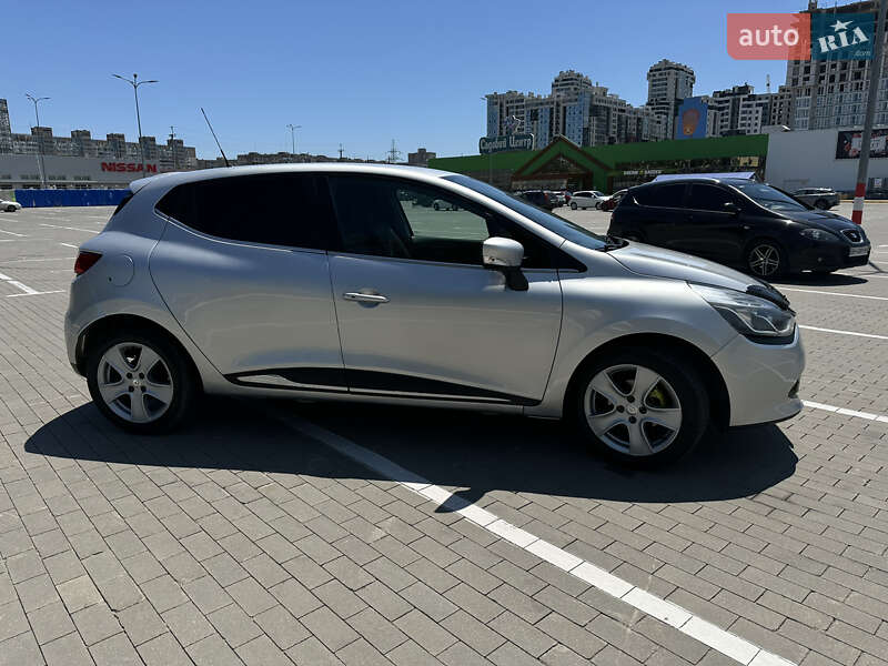 Хэтчбек Renault Clio 2015 в Одессе