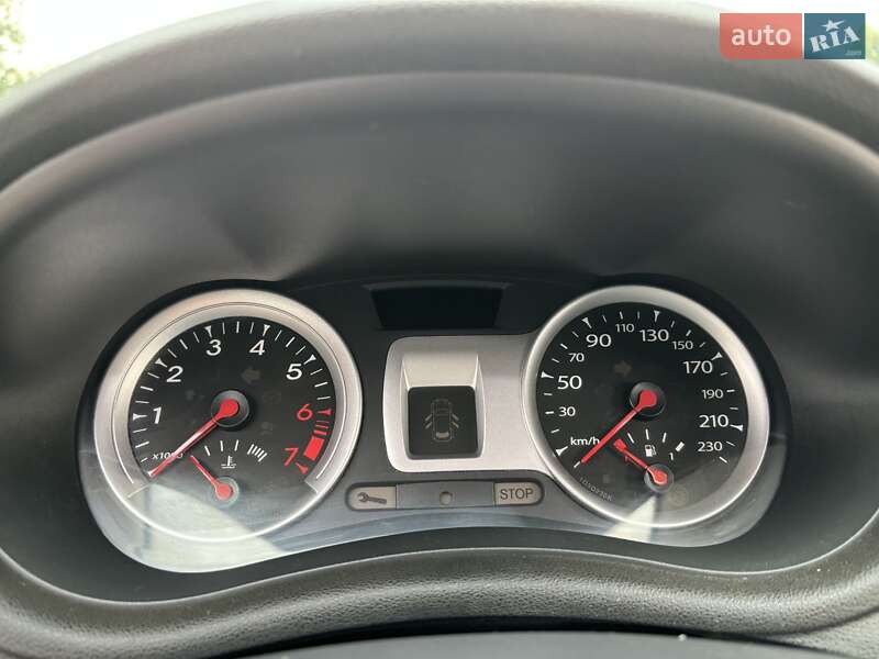 Хэтчбек Renault Clio 2010 в Черновцах