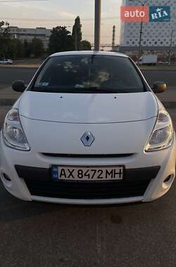 Хэтчбек Renault Clio 2011 в 