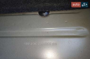 Хэтчбек Renault Clio 2010 в 