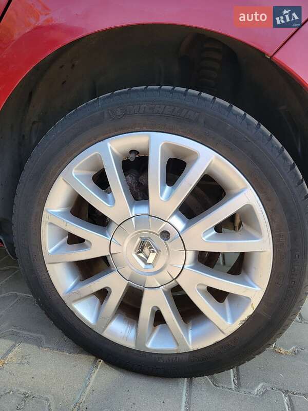 Універсал Renault Clio 2011 в Луцьку