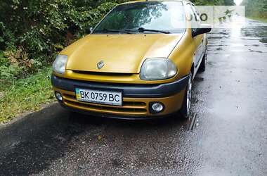 Хэтчбек Renault Clio 1999 в Костополе