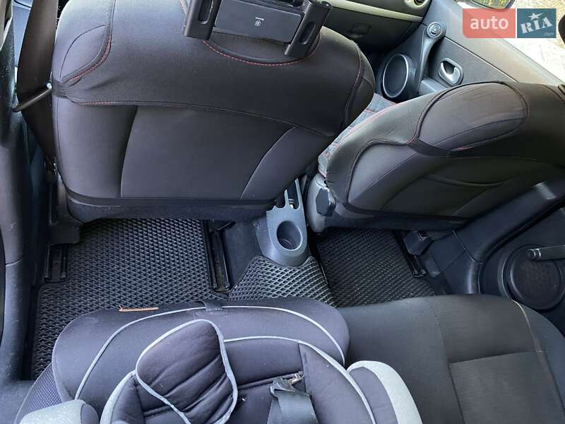 Універсал Renault Clio 2008 в Одесі