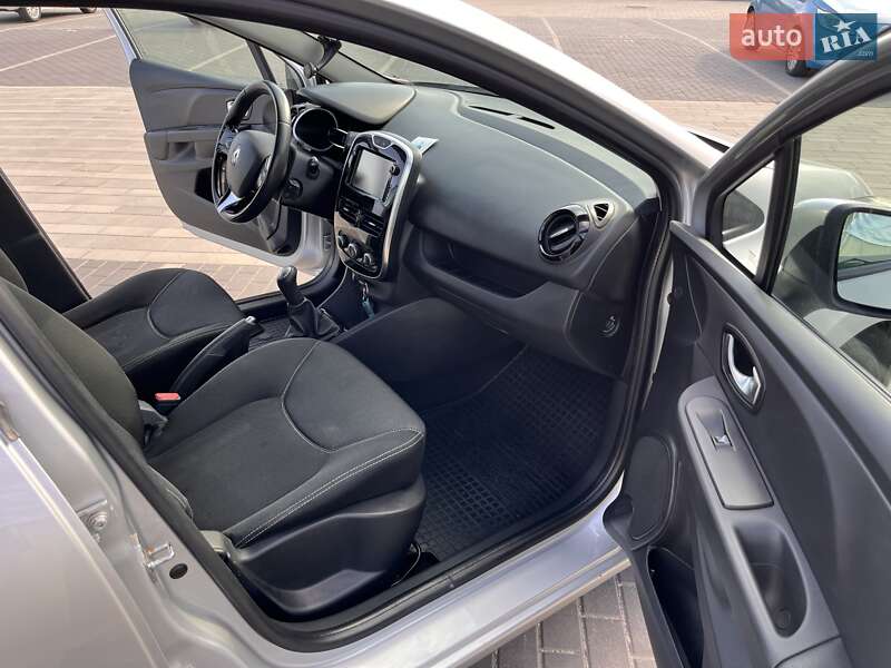 Универсал Renault Clio 2015 в Одессе