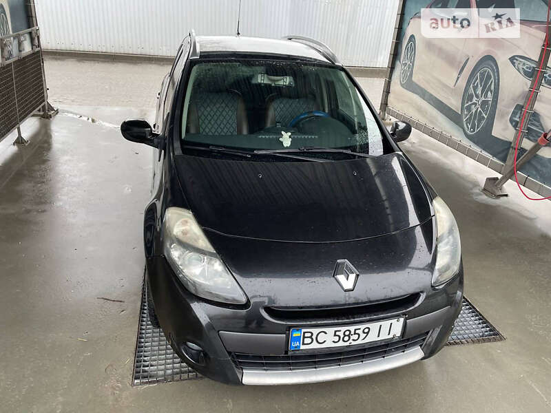 Универсал Renault Clio 2010 в Львове