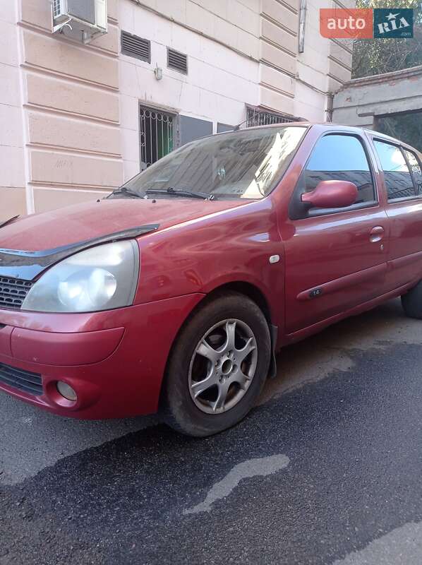 Седан Renault Clio 2006 в Харкові