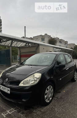 Хэтчбек Renault Clio 2008 в Львове