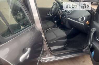 Универсал Renault Clio 2009 в Киеве