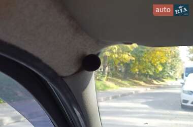 Седан Renault Clio 2005 в 
