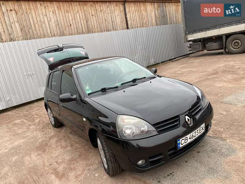 Хэтчбек Renault Clio 2007 в Чернигове