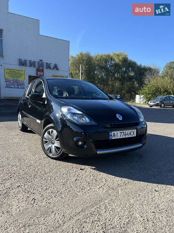 Хэтчбек Renault Clio 2012 в Смеле