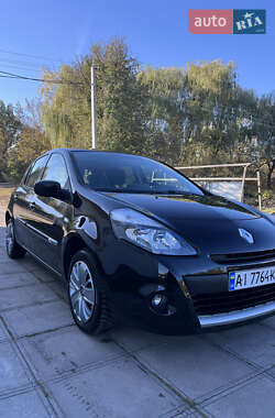 Хэтчбек Renault Clio 2012 в Смеле