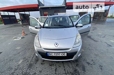 Хетчбек Renault Clio 2009 в Буську