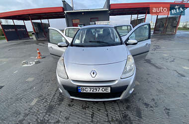 Хэтчбек Renault Clio 2009 в 