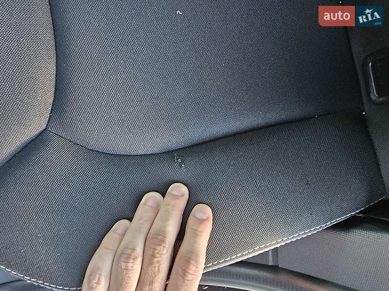 Універсал Renault Clio 2015 в Києві фото 24 Універсал Renault Clio 2015 в Києві