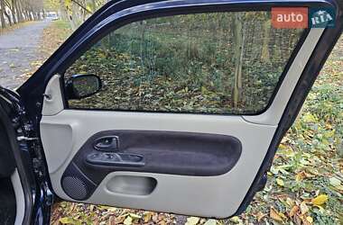 Хэтчбек Renault Clio 2004 в 