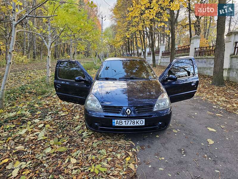 Хэтчбек Renault Clio 2004 в Виннице