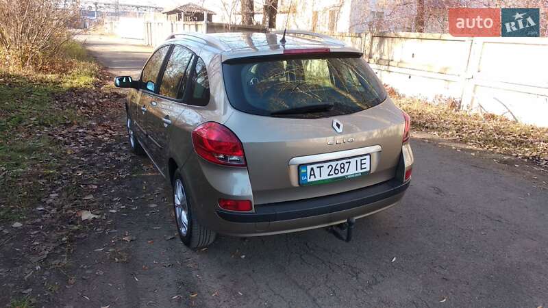 Универсал Renault Clio 2008 в Калуше