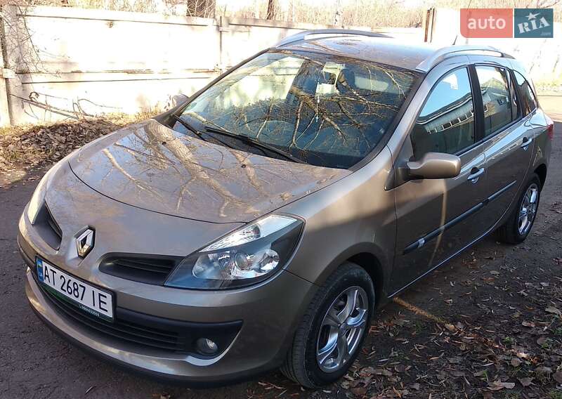 Универсал Renault Clio 2008 в Калуше