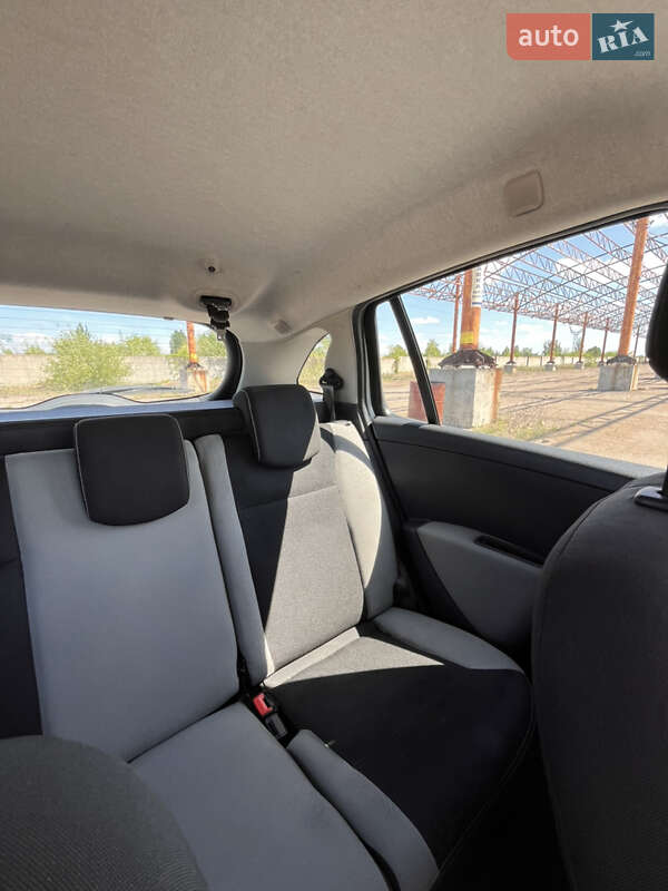 Универсал Renault Clio 2012 в Запорожье фото 9 Универсал Renault Clio 2012 в Запорожье