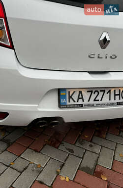 Хэтчбек Renault Clio 2012 в 