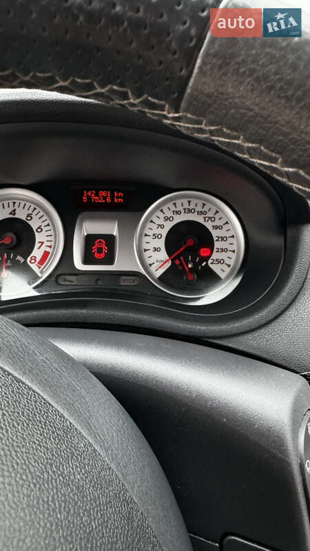 Хэтчбек Renault Clio 2012 в Белой Церкви