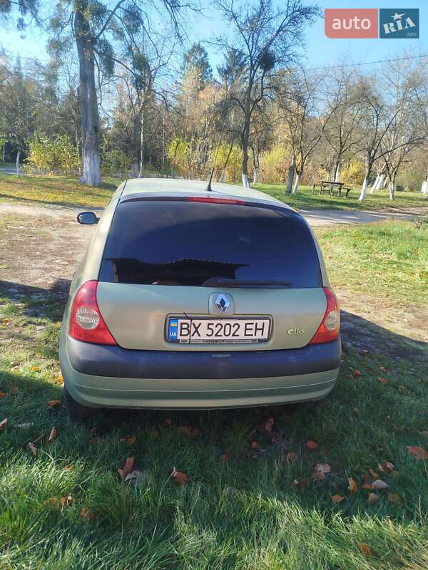 Хэтчбек Renault Clio 2003 в Черновцах