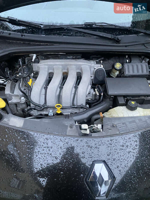 Универсал Renault Clio 2010 в Ровно фото 12 Универсал Renault Clio 2010 в Ровно