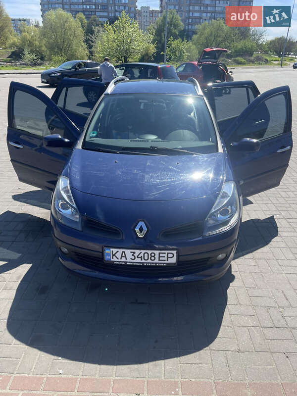 Универсал Renault Clio 2009 в 