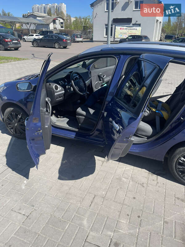 Универсал Renault Clio 2009 в Киеве