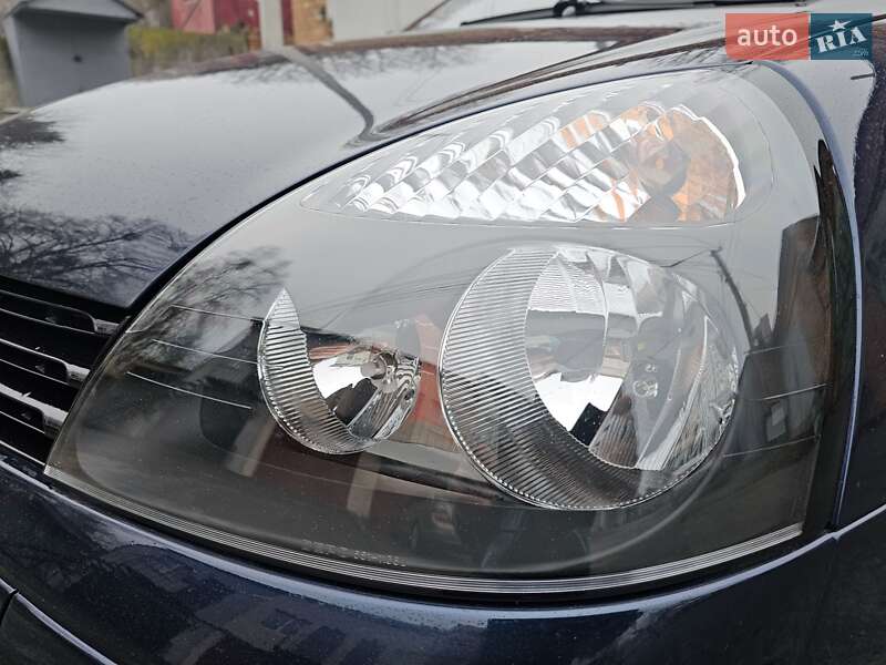 Хэтчбек Renault Clio 2004 в Виннице
