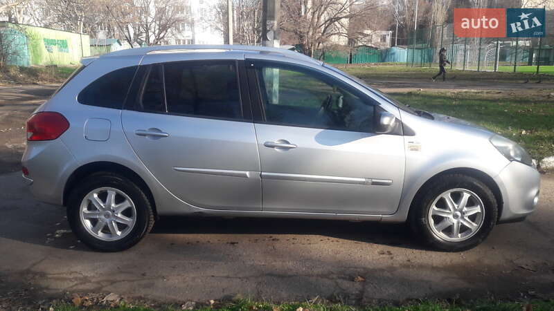 Renault Clio 2011