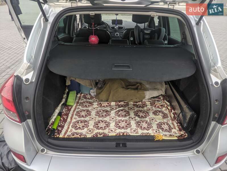 Универсал Renault Clio 2009 в Пустомытах