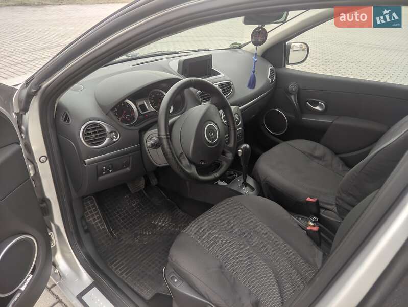 Универсал Renault Clio 2009 в Пустомытах