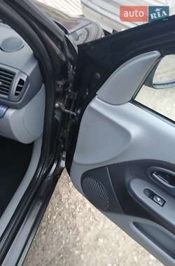 Седан Renault Clio 2007 в 