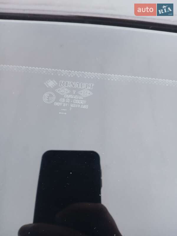 Седан Renault Clio 2007 в Борщеві