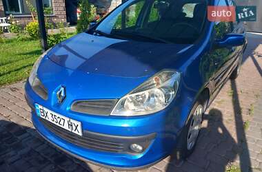 Хэтчбек Renault Clio 2007 в 