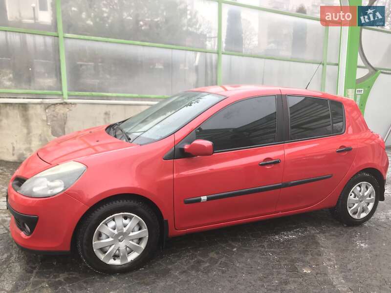 Хэтчбек Renault Clio 2008 в Хмельницком