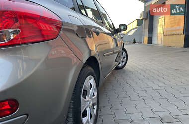 Универсал Renault Clio 2009 в 