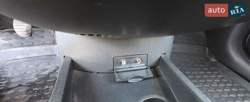 Универсал Renault Clio 2009 в Николаеве фото 17 Универсал Renault Clio 2009 в Николаеве