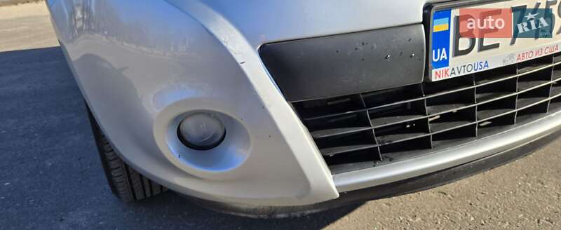 Универсал Renault Clio 2009 в Николаеве фото 29 Универсал Renault Clio 2009 в Николаеве