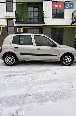 Хэтчбек Renault Clio 2003 в Луцке