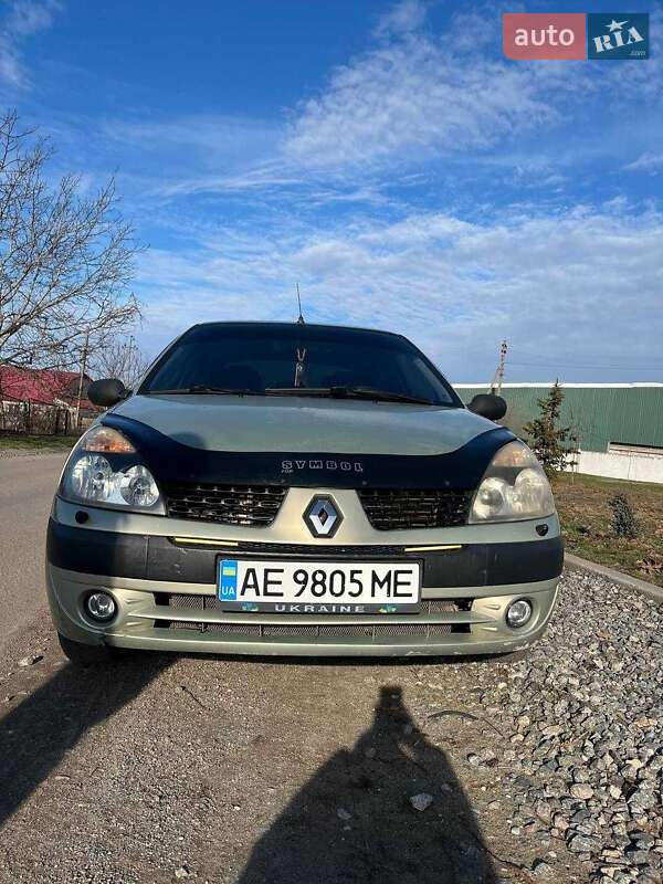 Хэтчбек Renault Clio 2003 в Днепре