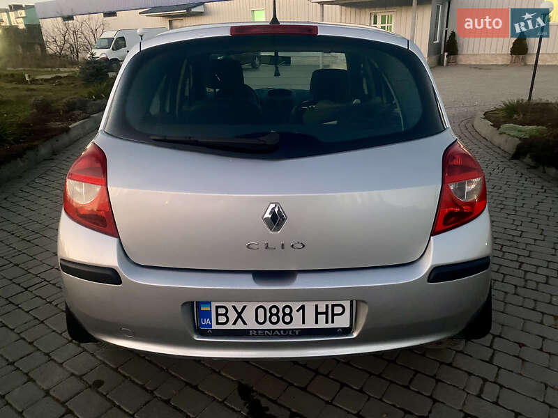 Хэтчбек Renault Clio 2007 в Каменец-Подольском