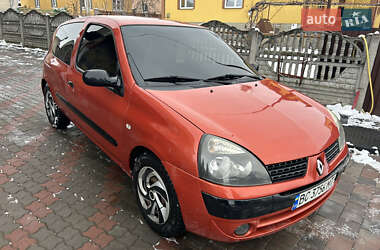 Хэтчбек Renault Clio 2003 в 